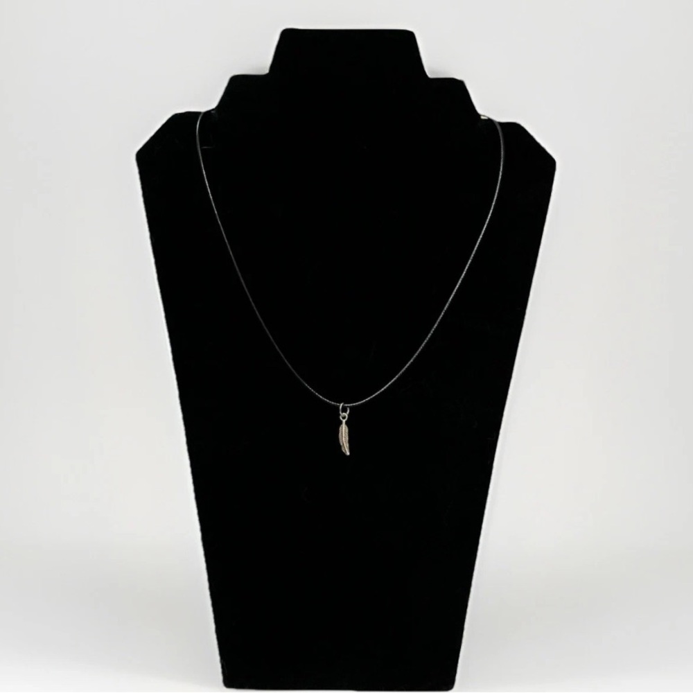 Silver Tone Feather Pendant On Leather Cord Nature Jewelry Protection Charm